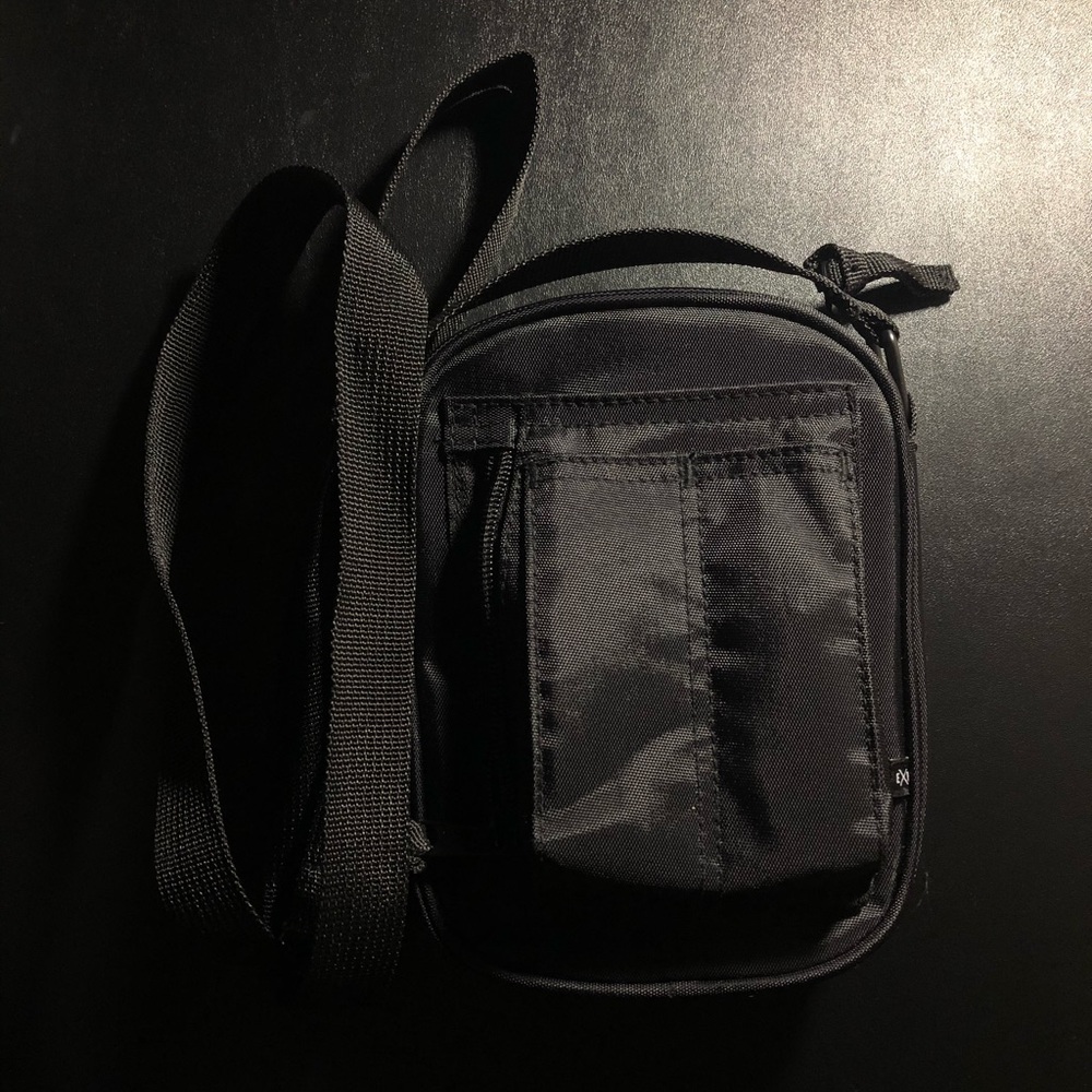 Zara Essentials — Mini Crossbody Bag